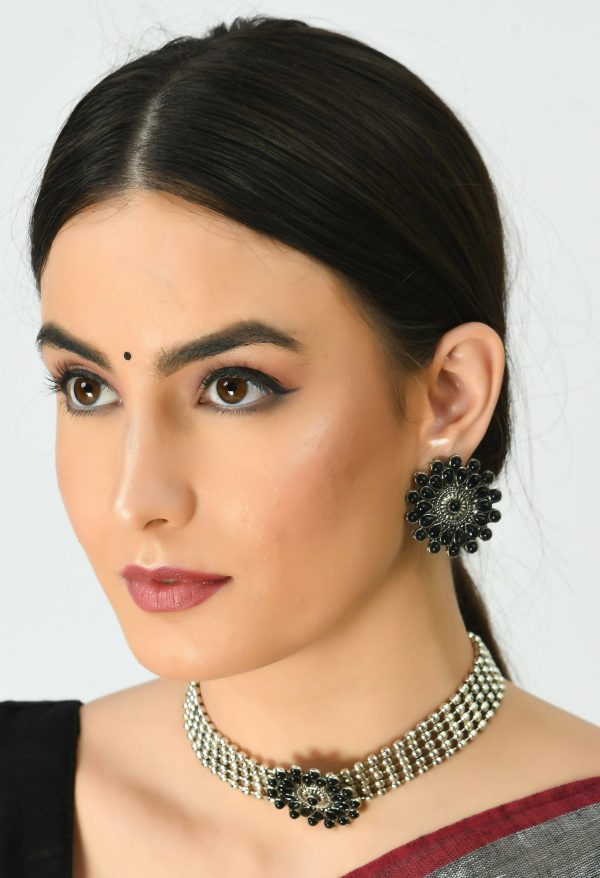 Mominos Fashion Johar Kamal Oxidised Silver-Plated Brass Finish Kundan Choker For Women (Black) For Discount