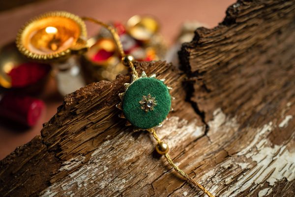 Nirmalaya Rakhi Raksha Sutra Green Online now