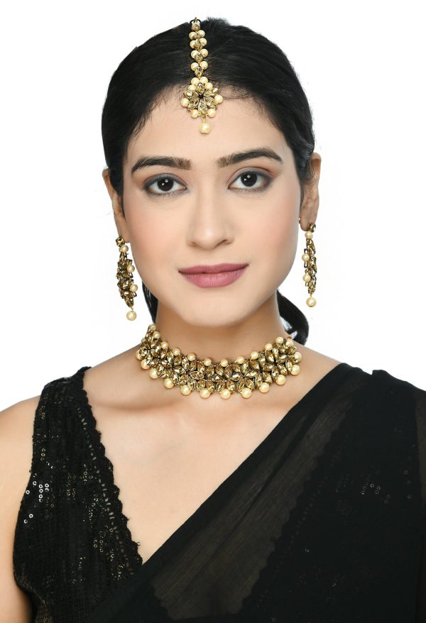 Mominos Fashion Johar Kamal Gold-Plated Brass Finish Kundan Pearls Choker For Women (Golden) on Sale