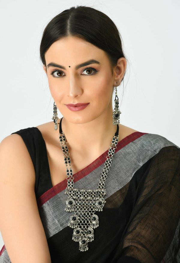 Mominos Fashion Johar Kamal Oxidised Silver-Plated Brass Finish Black Kundan Afghani Long Necklace For Women Online