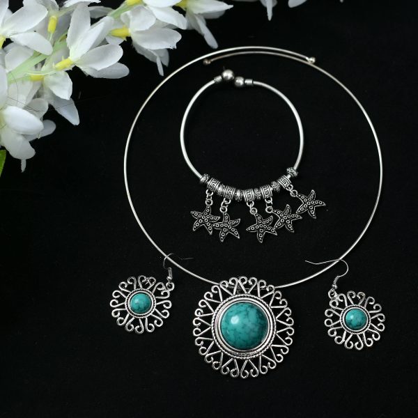 Mominos Fashion Johar Kamal Oxidised Silver-Plated Stone Work Necklace Handicraft Online Hot Sale