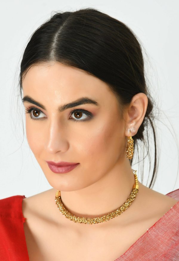 Mominos Fashion Johar Kamal Gold-Plated Brass Finish Hasli Design Choker For Women (Golden) Sale