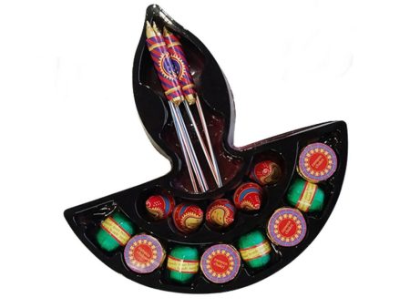 Dibha Diwali Premium Diya Shape Gift Pack Supply